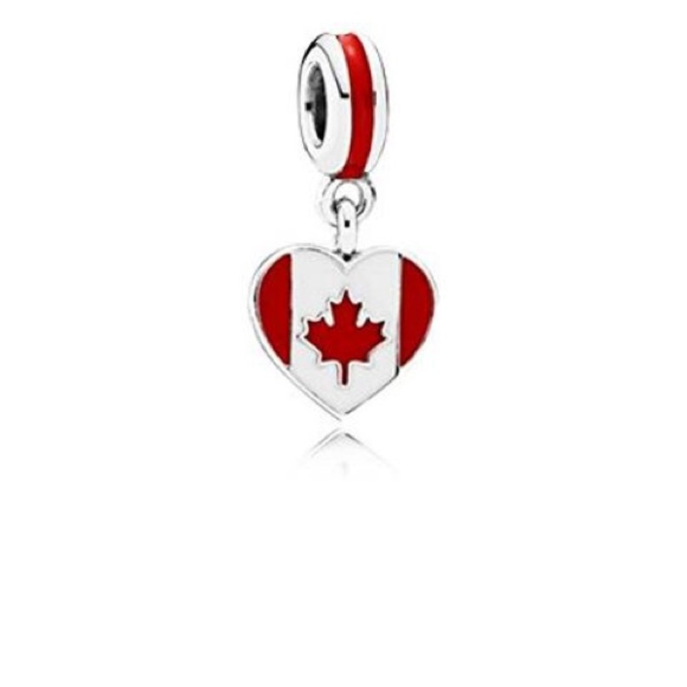 PANDORA Canada heart charm !!